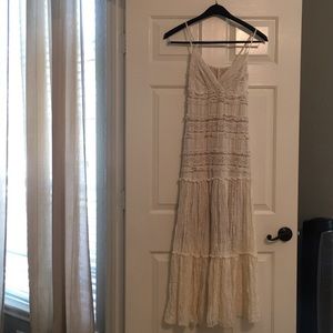 Long stretchy lace maxi